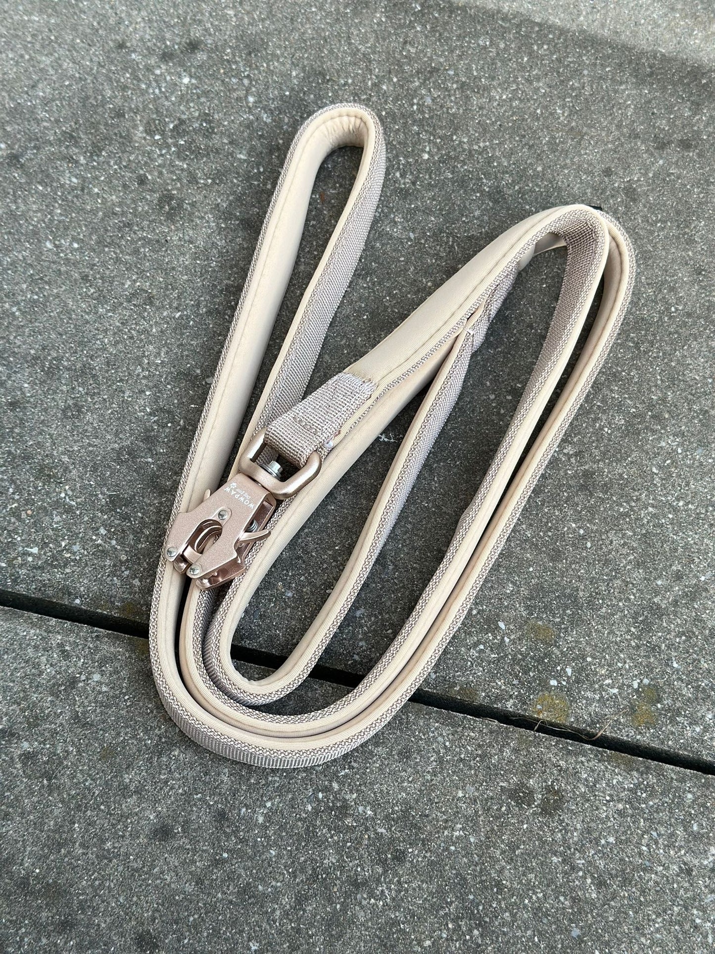 Smycz taktyczna dla psa ULTRA LIGHT Brown Edition, długość 1,5m XS