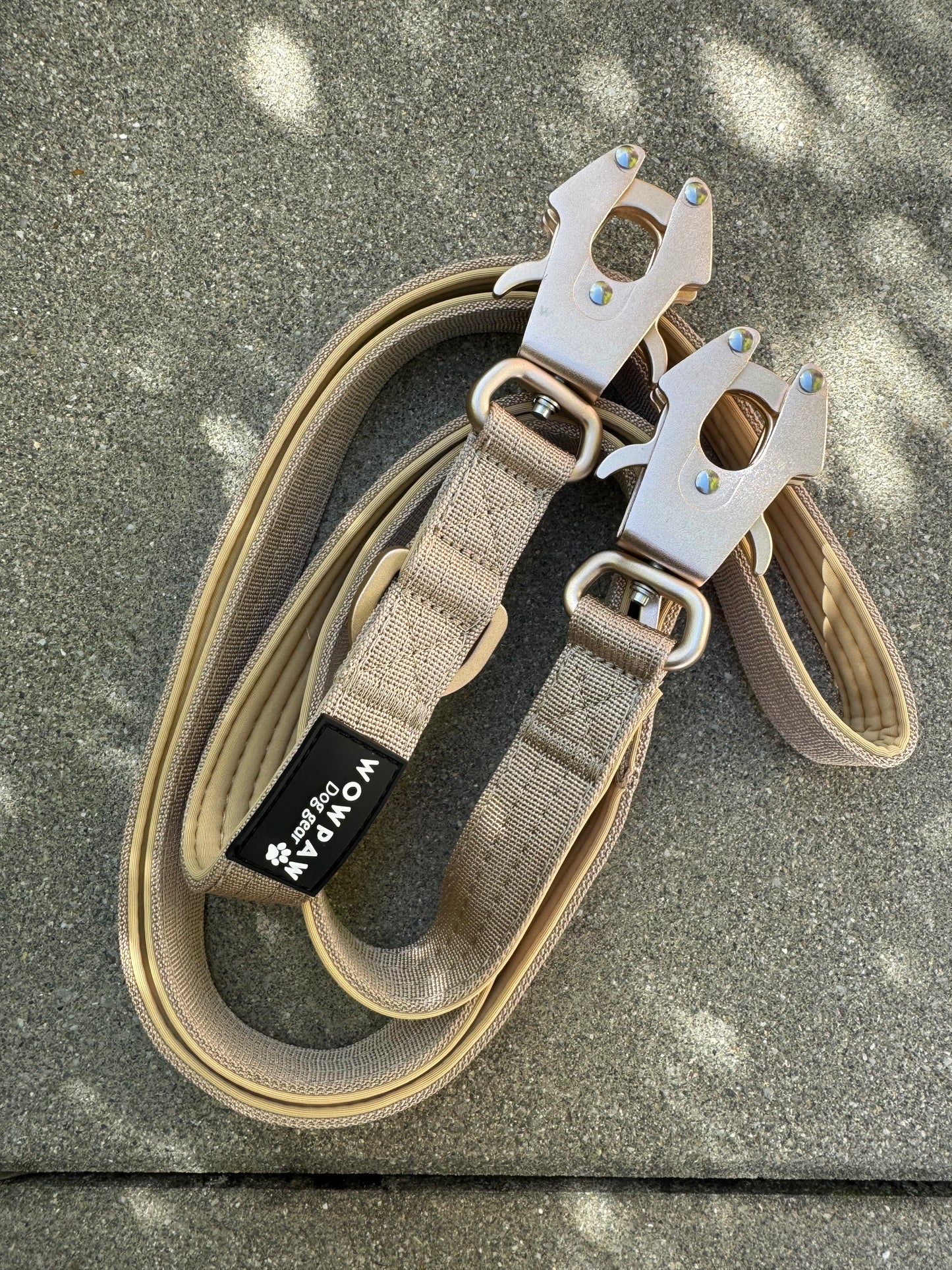 Smycz taktyczna dla psa ULTRA LIGHT Burgundy Edition długość 2m regulowana