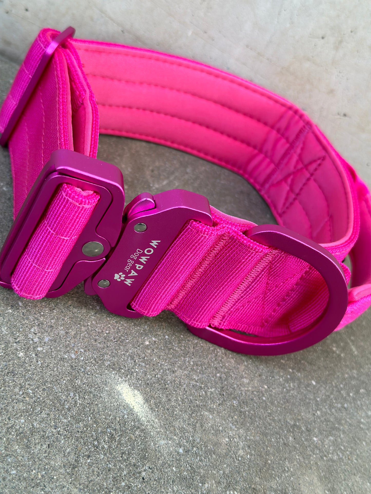 Wysokiej jakości taktyczna obroża dla psa 5cm ULTRA LIGHT Magenta Edition Rozmiar L