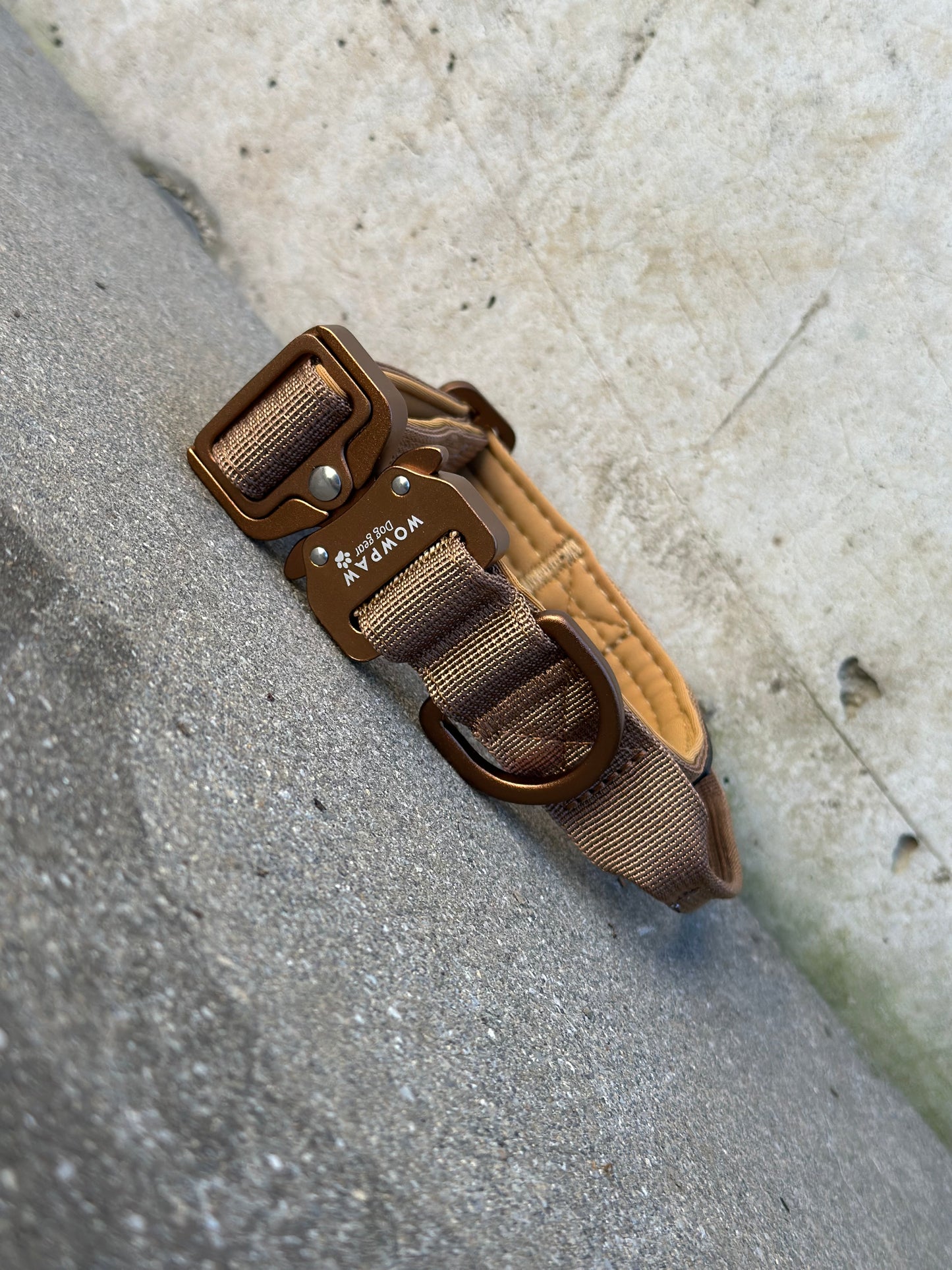 Wysokiej jakości taktyczna obroża dla psa XS 2,5 cm Brown Edition