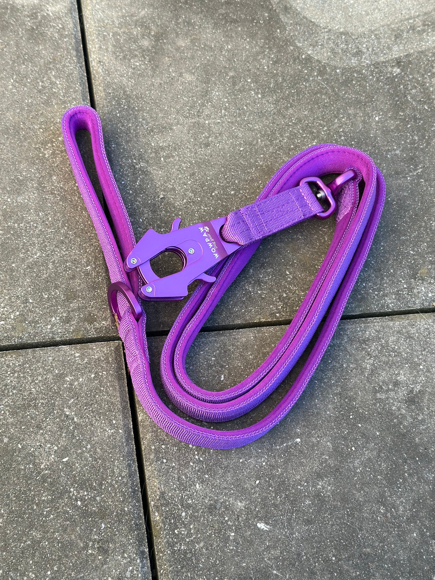 Smycz taktyczna dla psa ULTRA LIGHT Purple Edition obracana o 360°, długość 1,8 m