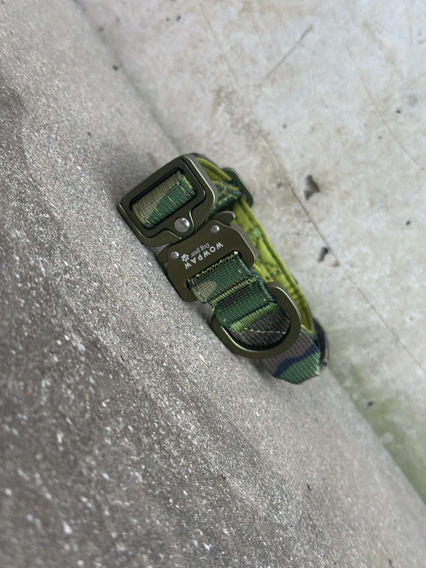 Wysokiej jakości taktyczna obroża dla psa XS 2,5 cm Camouflage Edition