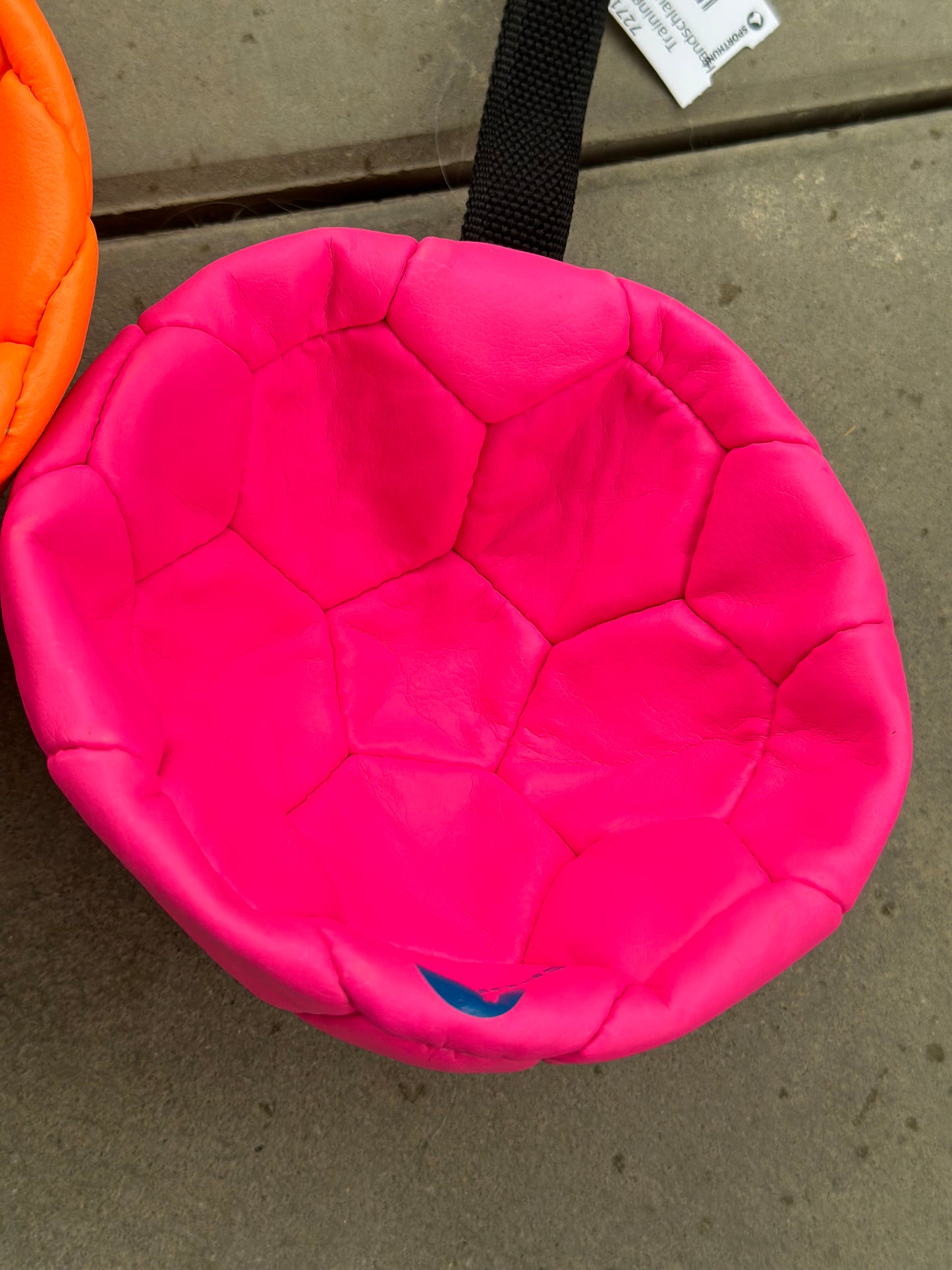 Trainingsball mit Handschlaufe 140mm