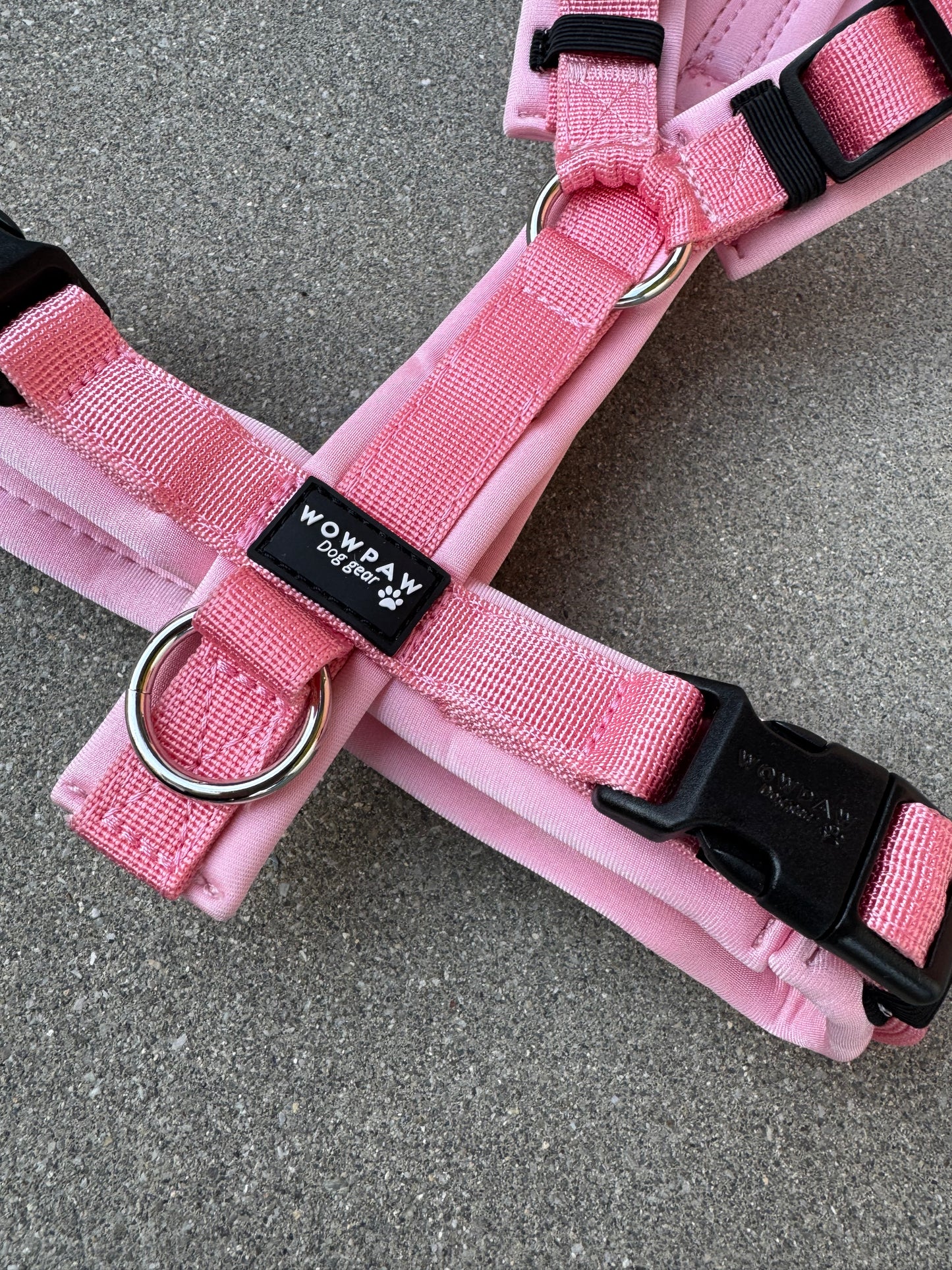 Hochwertiges Hundegeschirr FLOW Rosa Edition