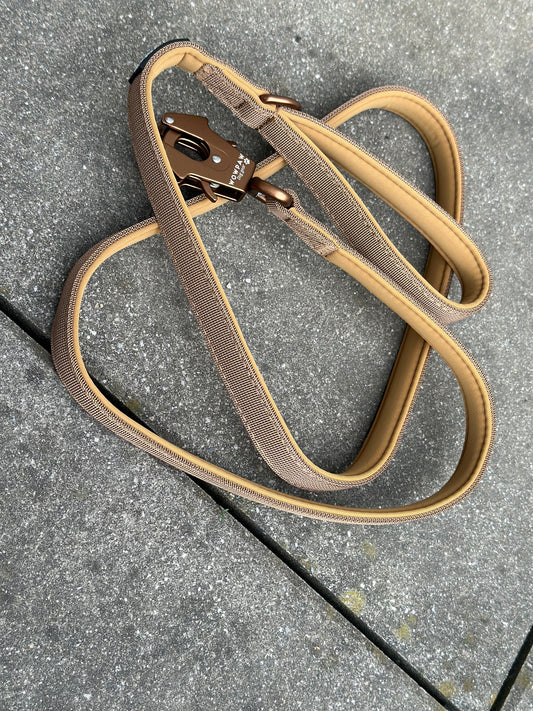 Smycz taktyczna dla psa ULTRA LIGHT Brown Edition, długość 1,5m XS
